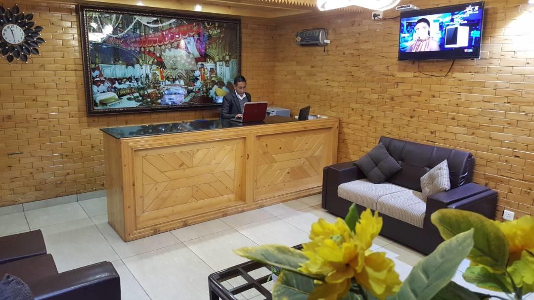 Hotel Kayanat Dalhousie Bagian luar foto