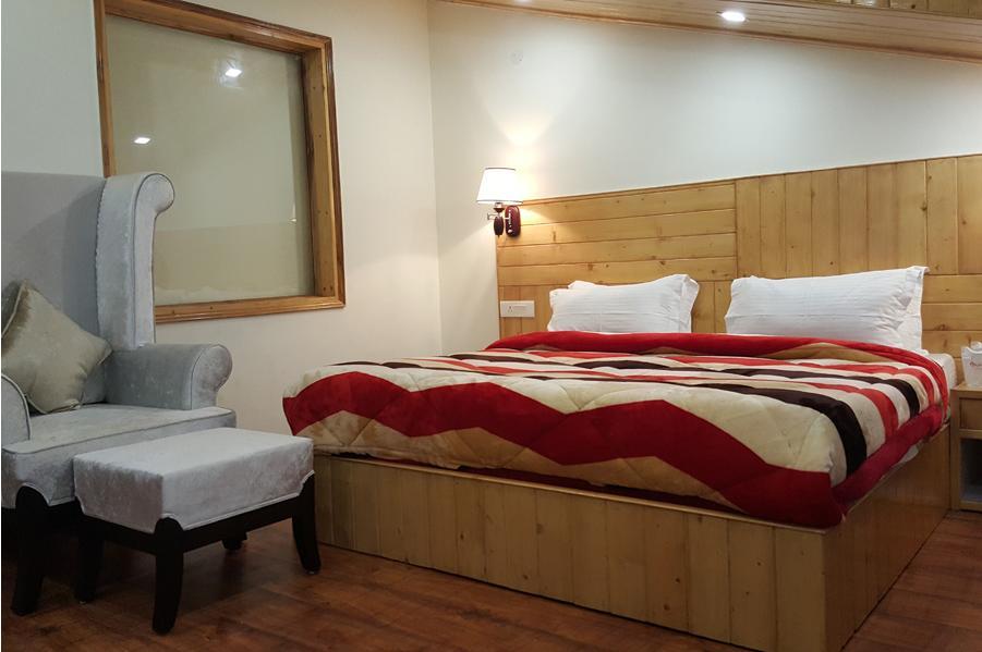 Hotel Kayanat Dalhousie Bagian luar foto